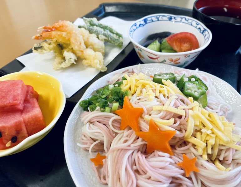 季節に合わせたイベント食